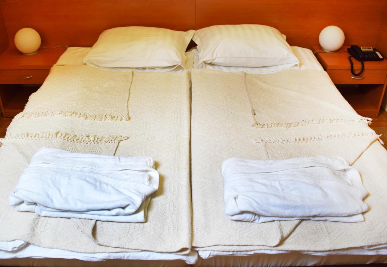 Hunting House Otel Turija Dış mekan fotoğraf